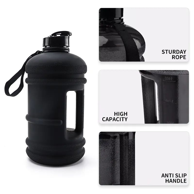 Botella deportiva negra 2.2L para gimnasio. Alta capacidad